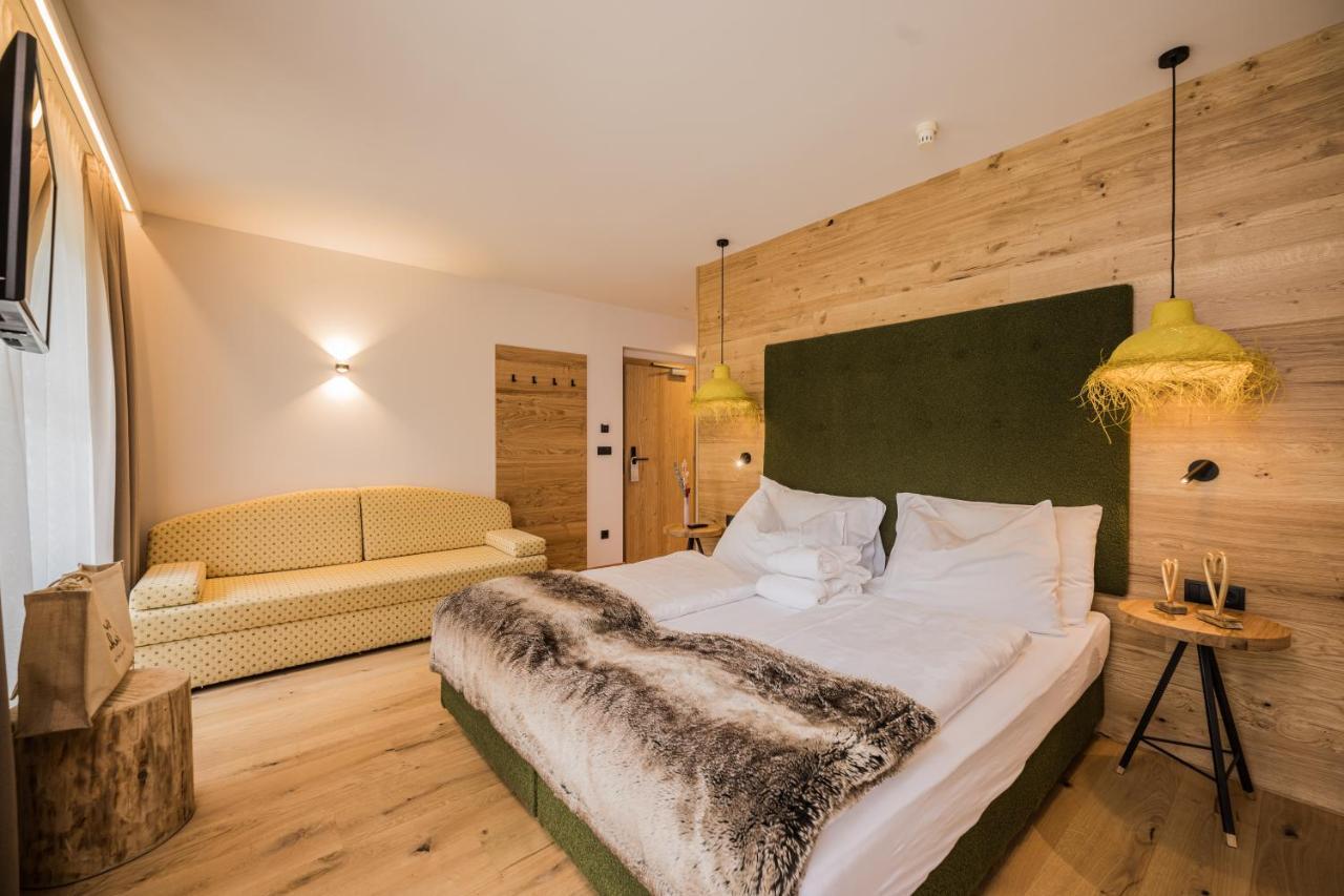 Helmhotel Innichen Exteriör bild