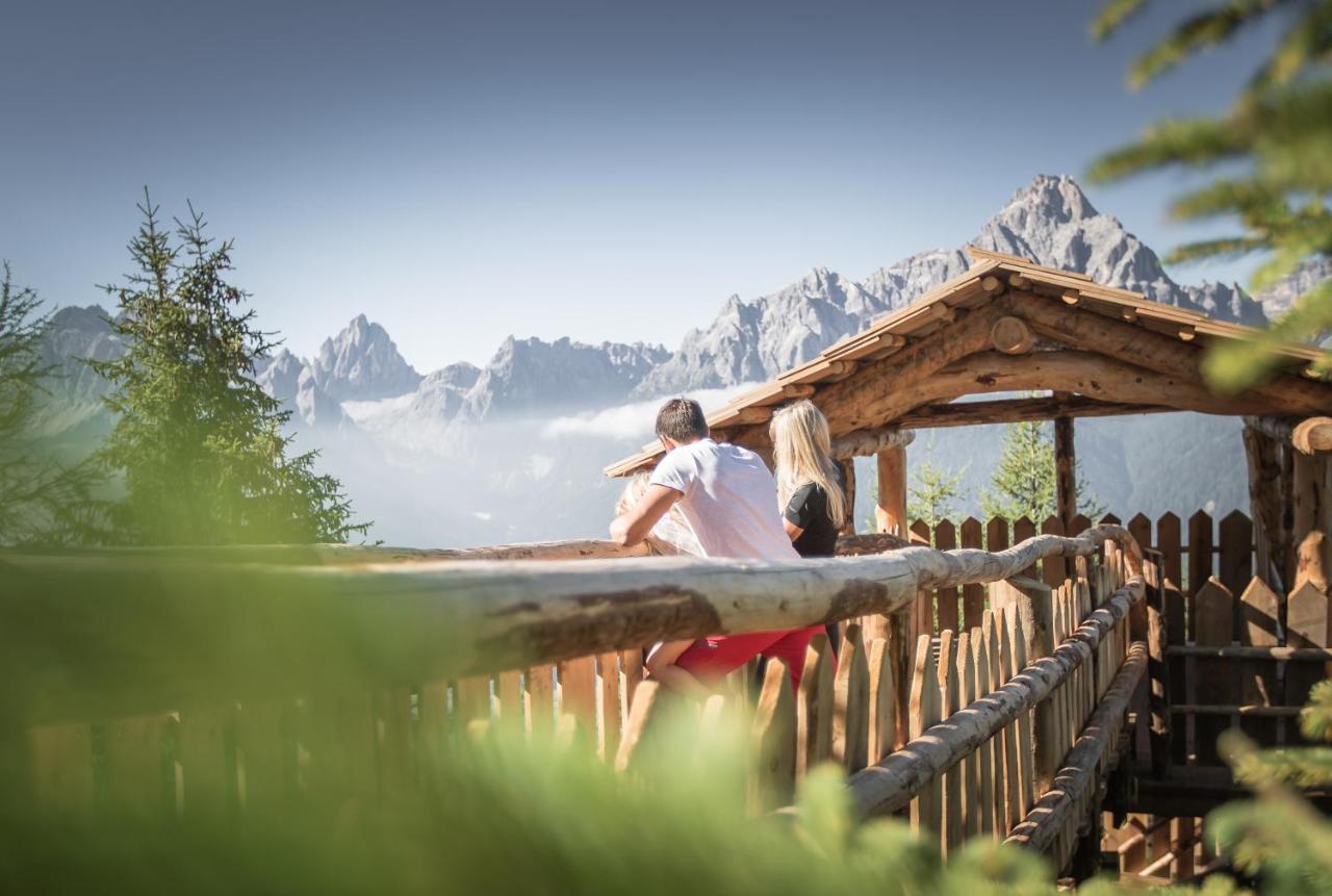 Helmhotel Innichen Exteriör bild