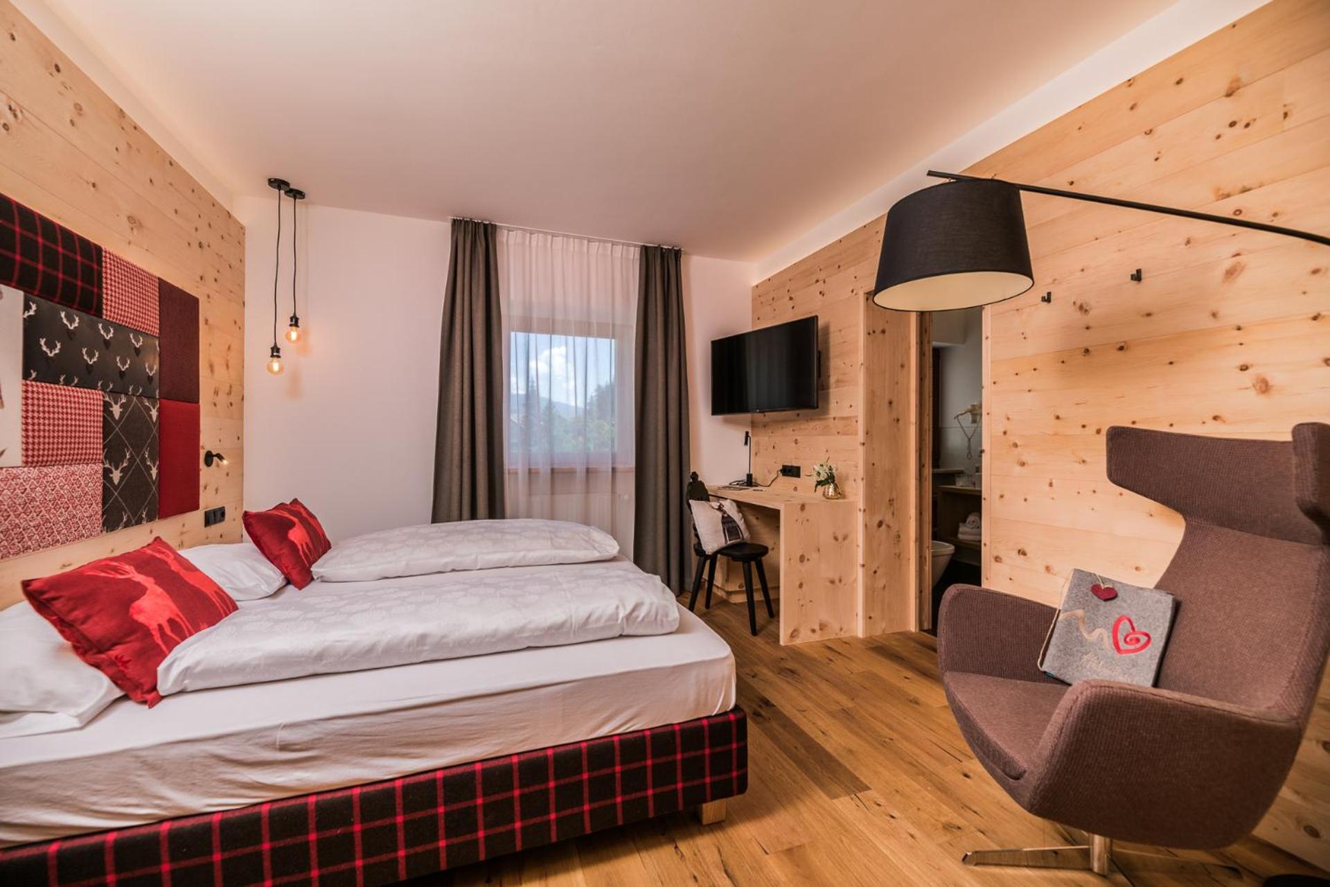 Helmhotel Innichen Exteriör bild