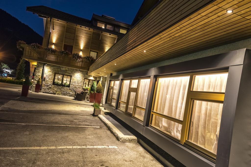 Helmhotel Innichen Exteriör bild