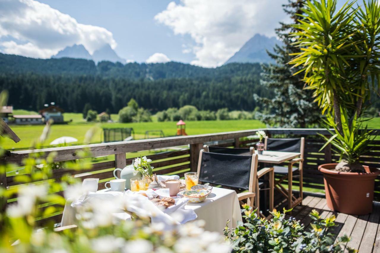 Helmhotel Innichen Exteriör bild