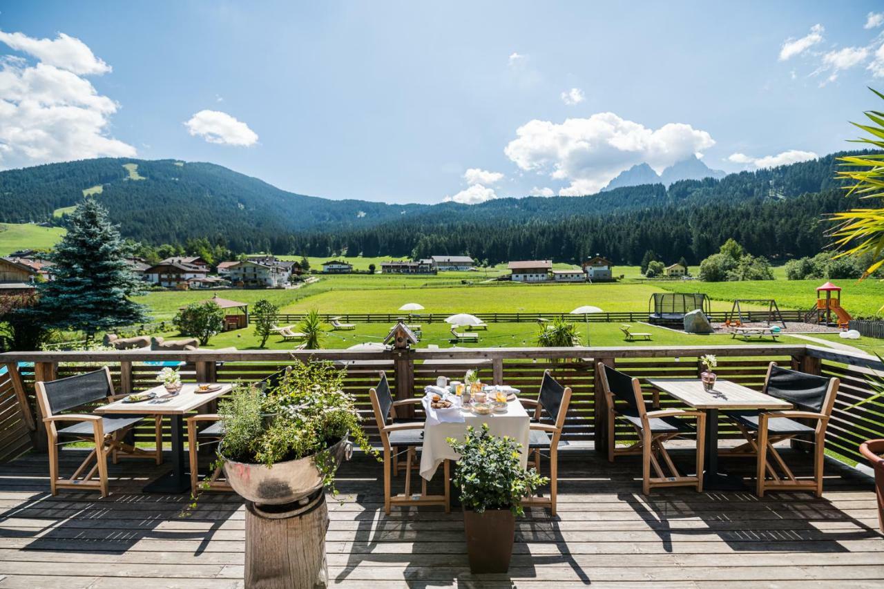 Helmhotel Innichen Exteriör bild