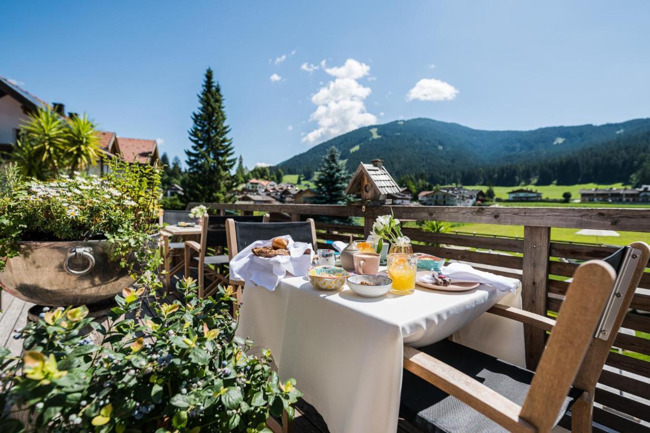 Helmhotel Innichen Exteriör bild